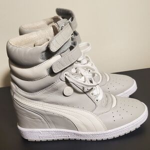 Puma Women's High-Top Sneakers - Light Gray and White